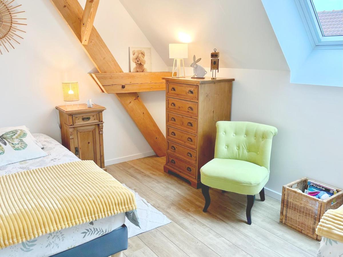 Aux 2 Girouettes Bed and Breakfast Merville  Buitenkant foto